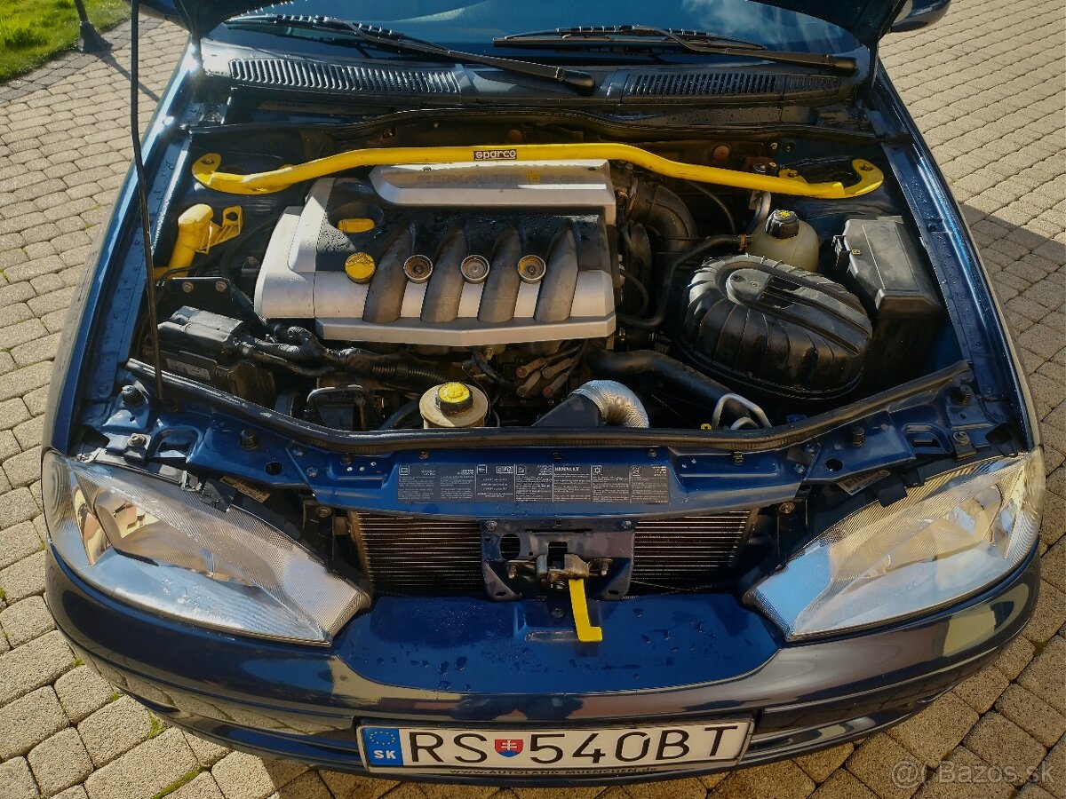Renault Mégane Coupé 2.0 IDE Privilege - 5