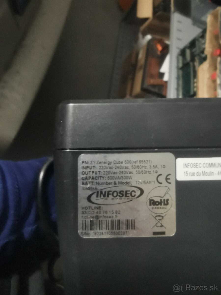 Kompaktný záložný zdroj UPS - 5