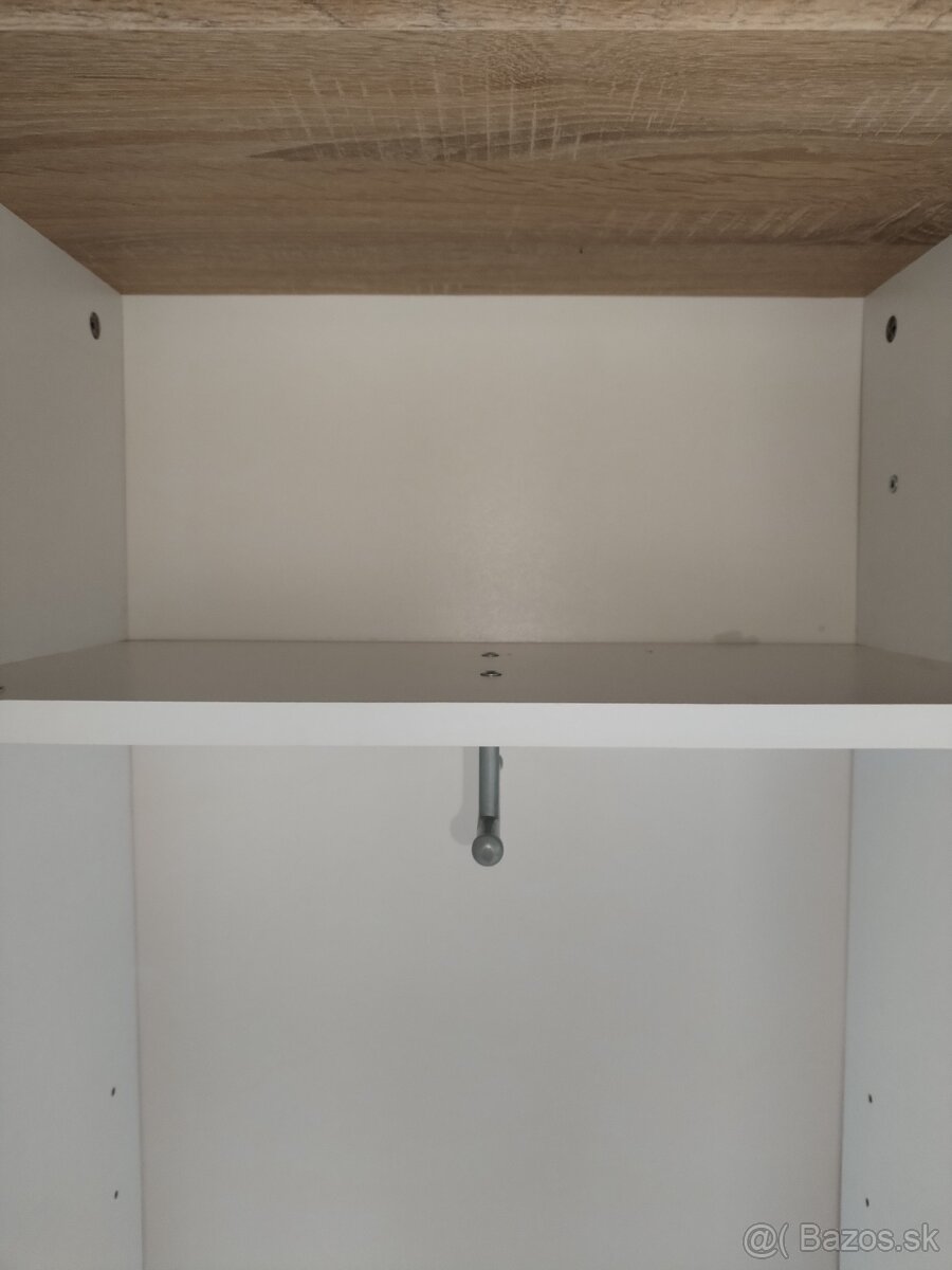 Predsieňová stena - 5