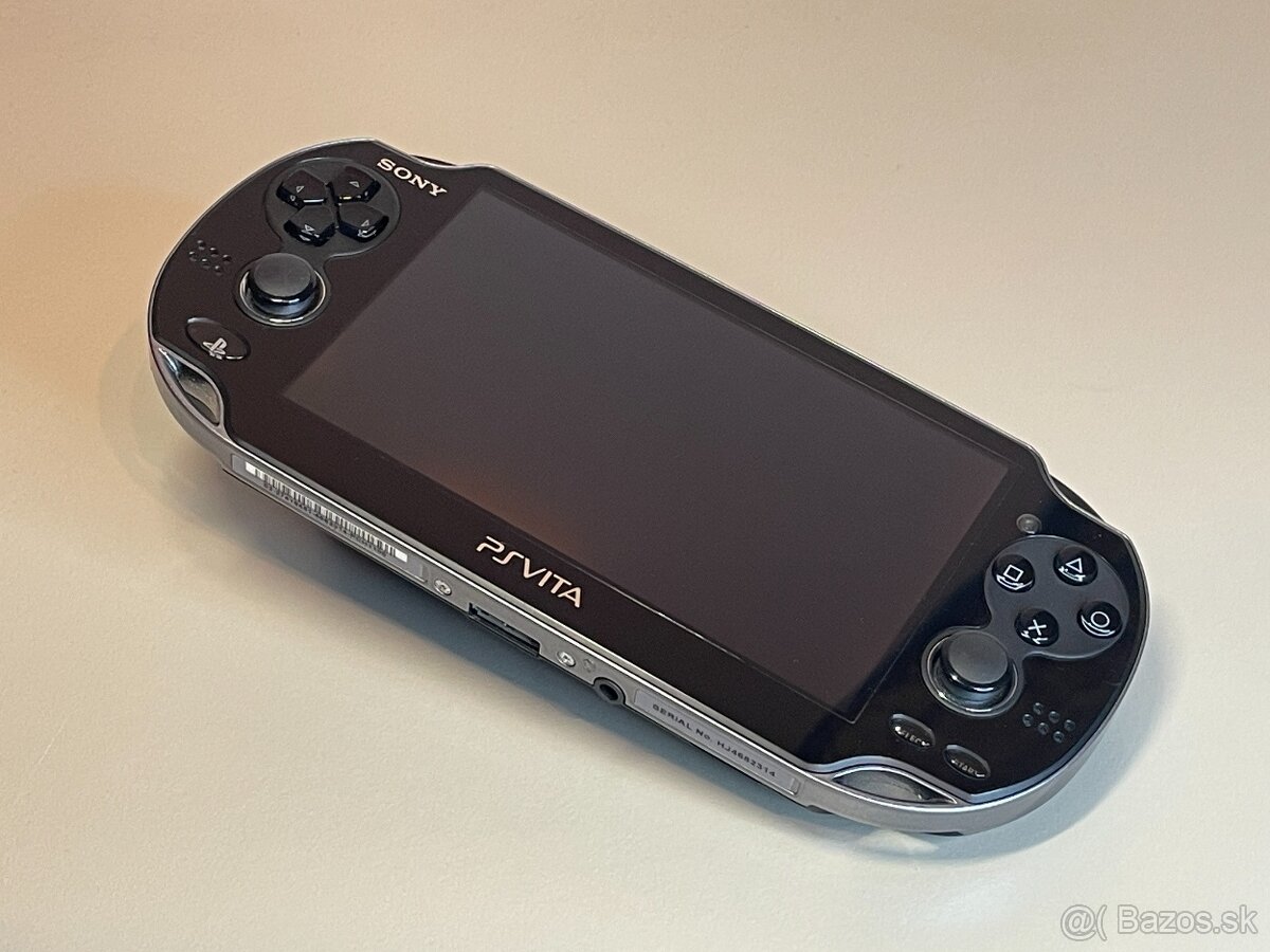 PS Vita Crystal Black OLED + 8GB pamäť + krabica + puzdro - 5