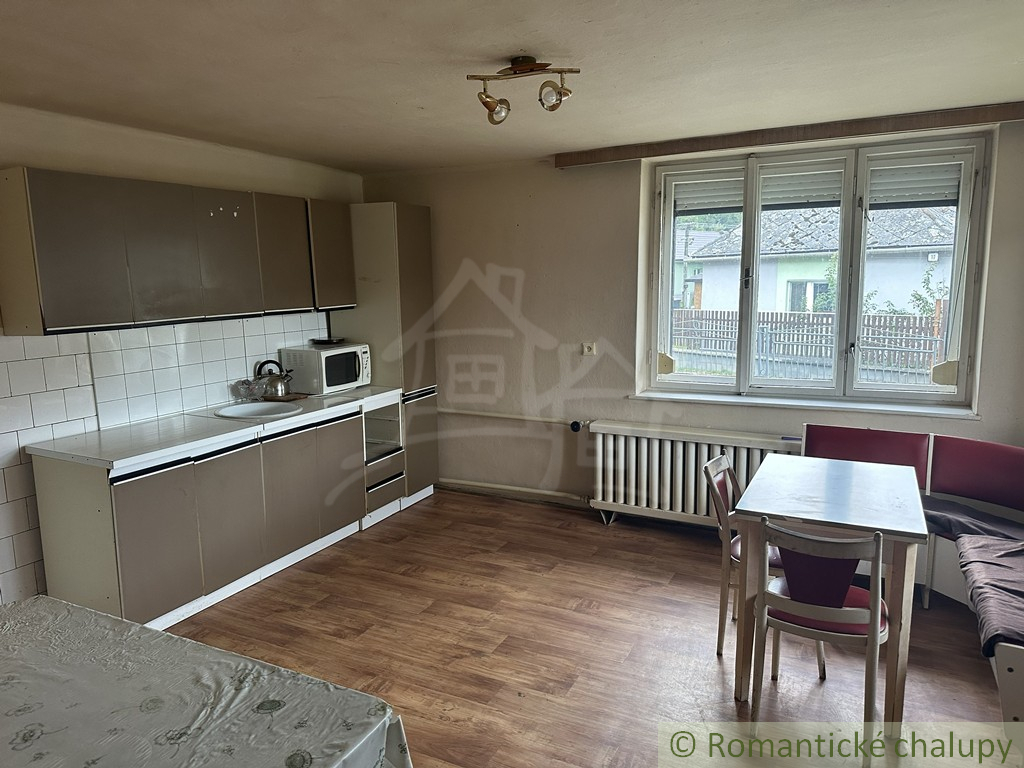 Dom na kraji malej dediny Vaľkovo - 5