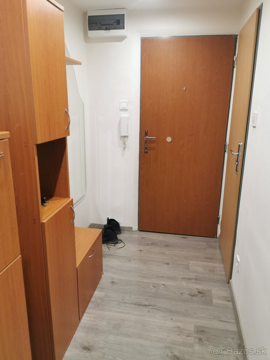 3 izbový byt blízko centra - 5