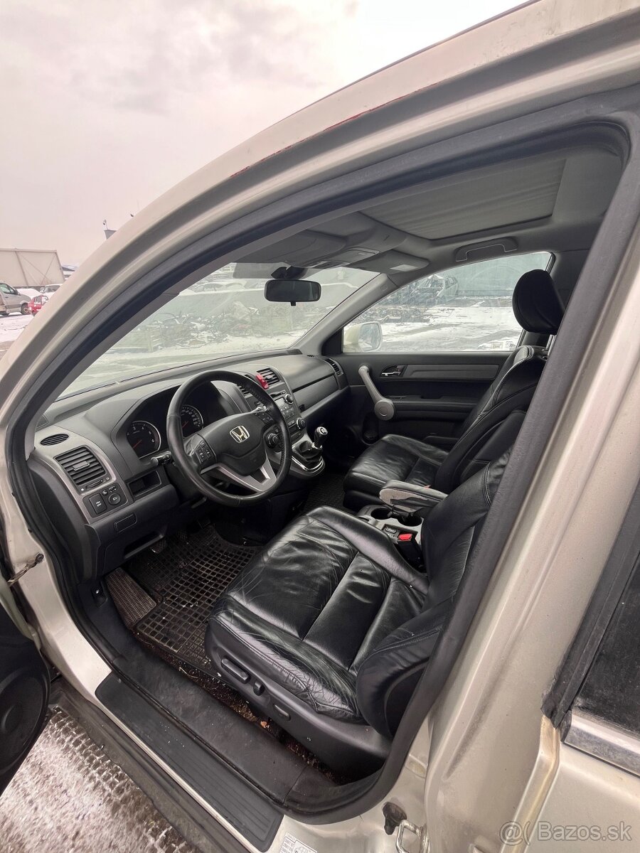 HONDA CR-V na náhradné diely - 5