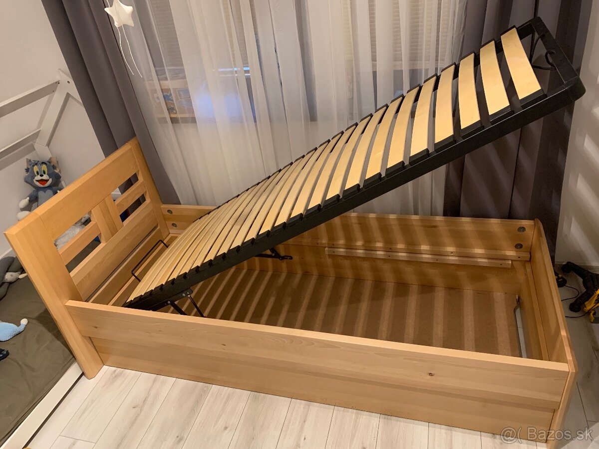 Buková posteľ z masívu - 5