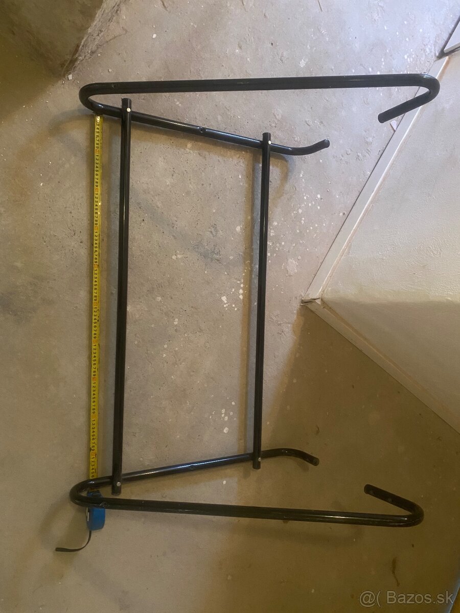 Drziak na pneumatiky - 5