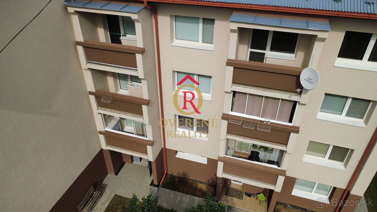 Na predaj priestranný 3-izbový byt 10minút od mesta Zvolen v - 5