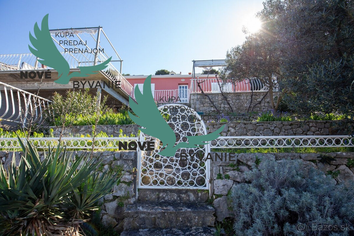 Exkluzívny dom v prvej rade s panoramatickým výhľadom na ost - 5