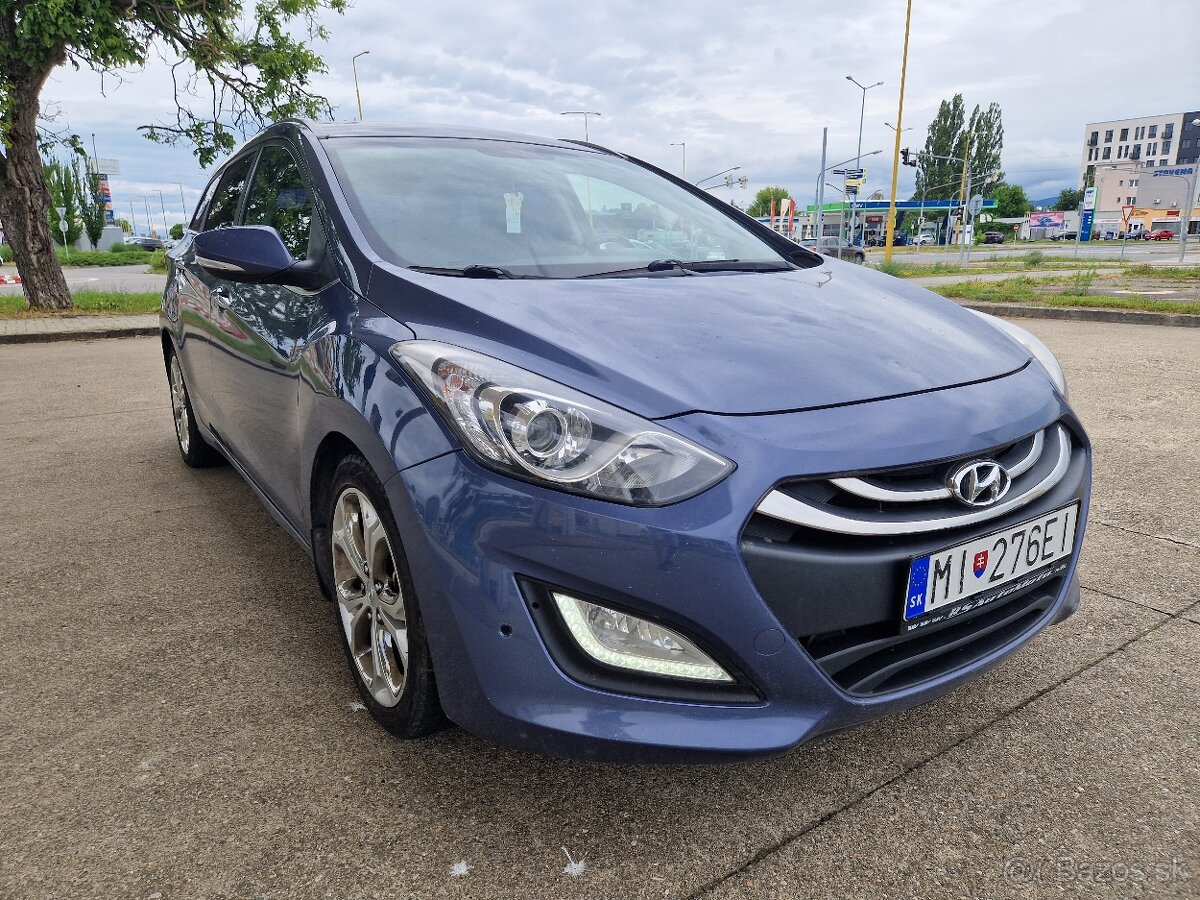 Hyundai i30 CW 1.6i CRDi HP 16V DOHC Style - 5