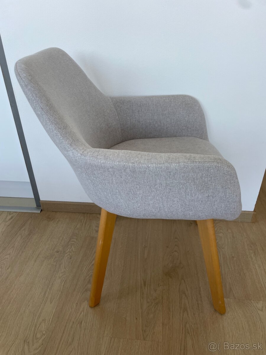 Sivé kreslo - 5