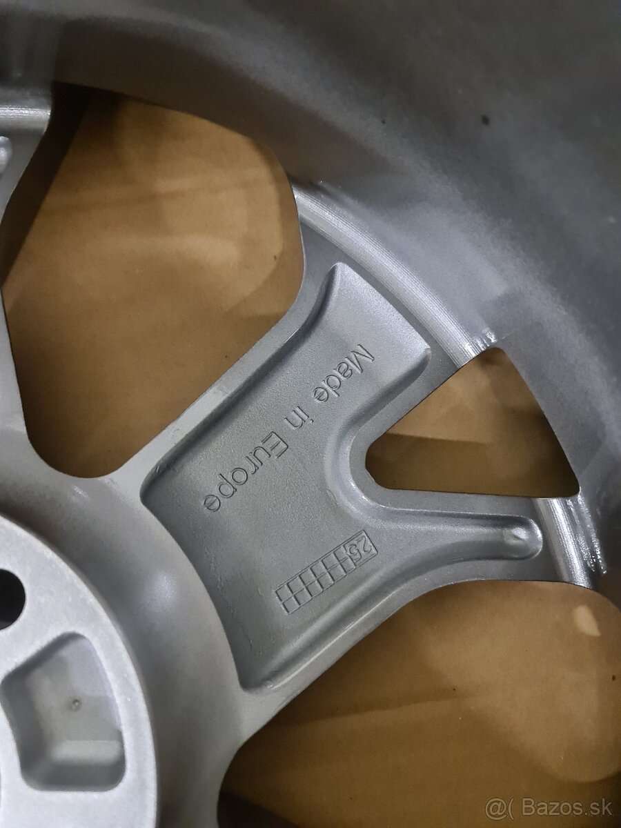 NOVE-DISKY 5X112 R18 8,0J ET35 - 5