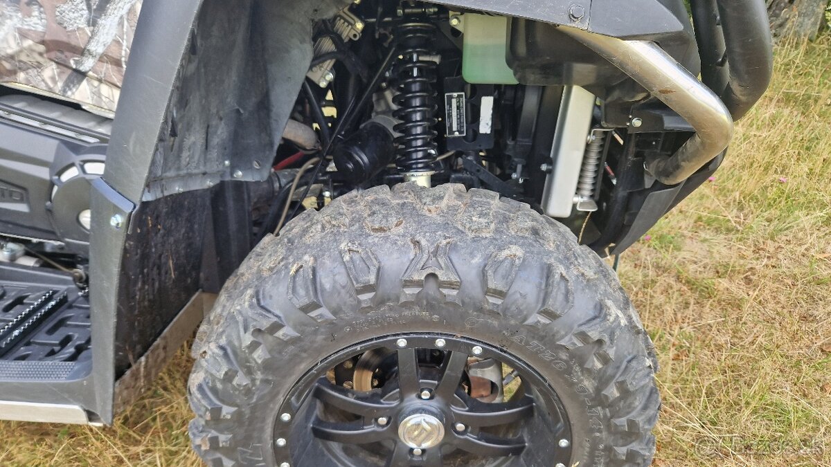 CF Moto 820 LE