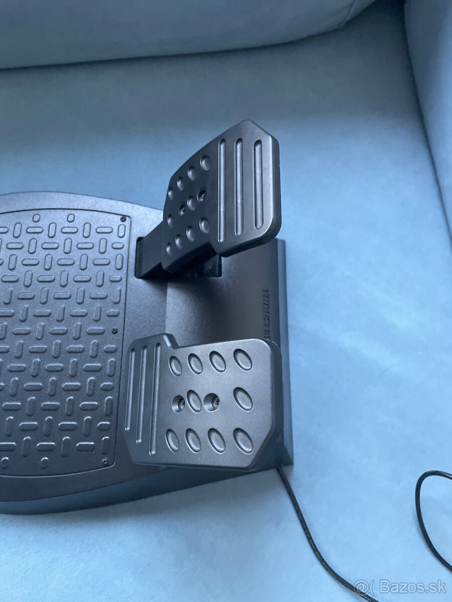 Predávam herný volant Thrustmaster Ferari 488 GTB Edition - 5