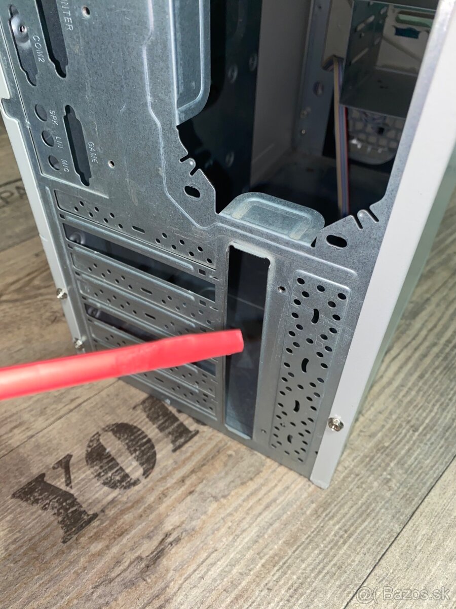 Retro PC mATX skrinka - 5