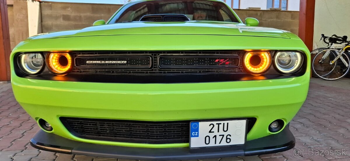 Dodge Challenger R/T 6.4 V8 SHAKER 392 Scat Pack Manuál - 5