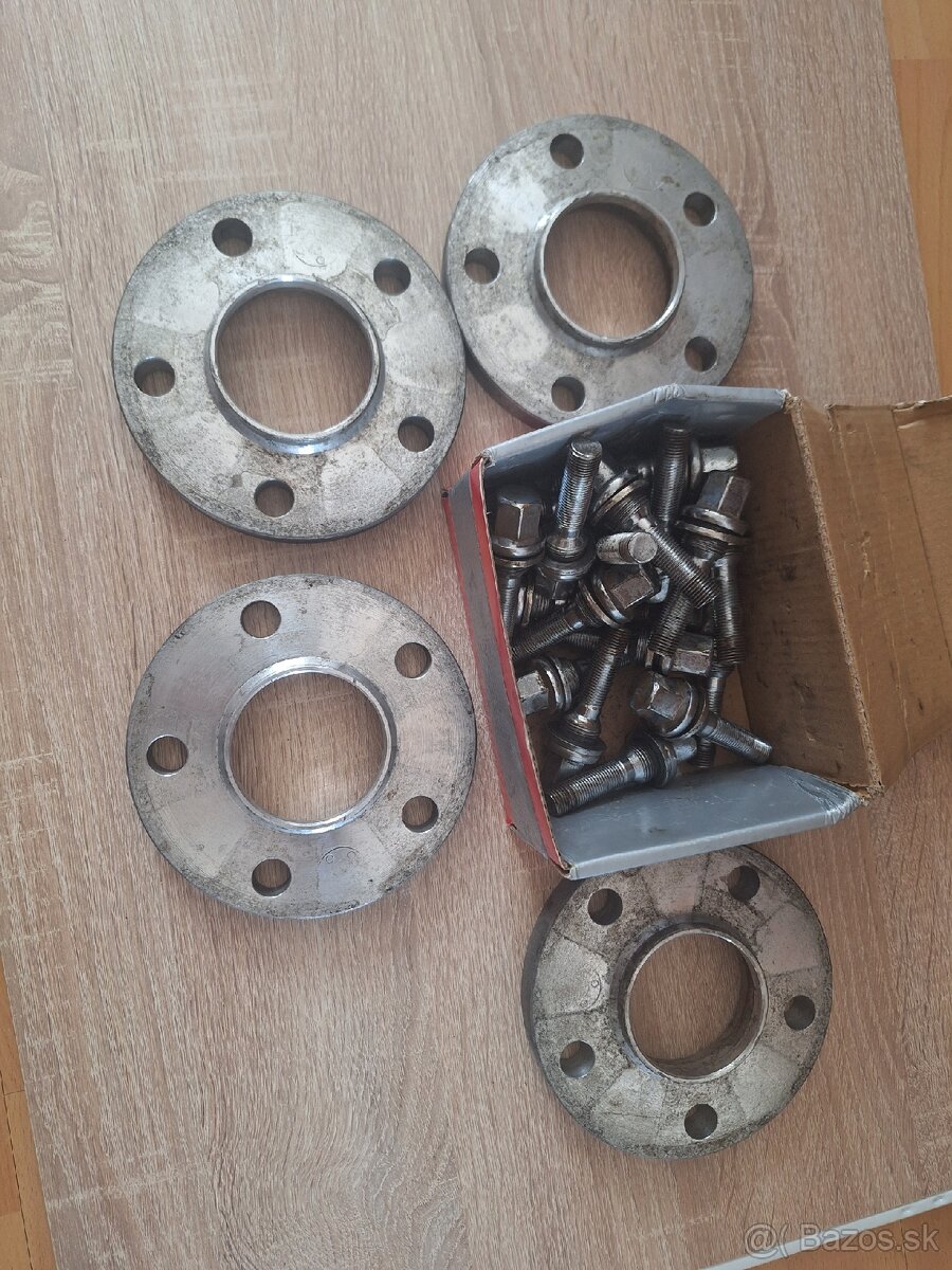 Podlozky na auto , rozsirovacie - 5