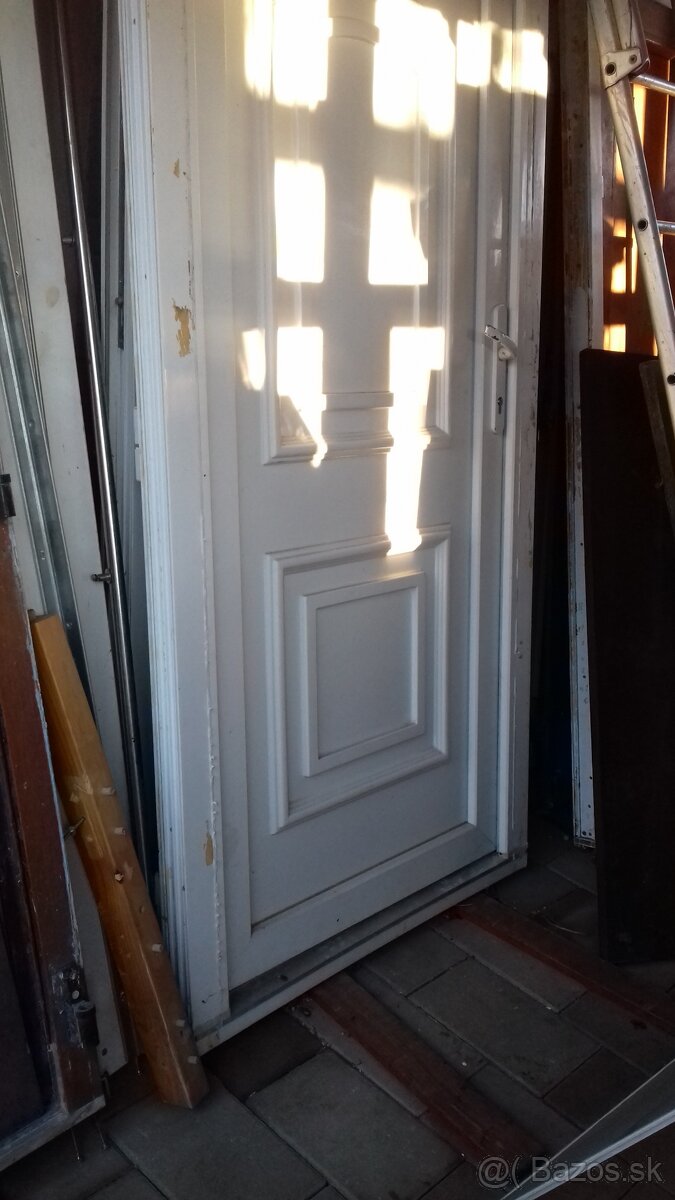 umyvadla, plastove dvere, trapezovy plech vlnity plech - 5