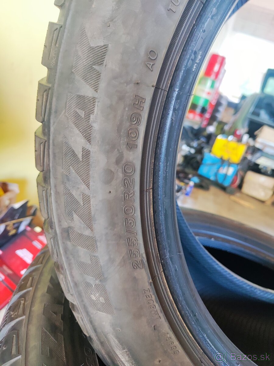 255 50 R20 brigestone pneumatiky zimne - 5