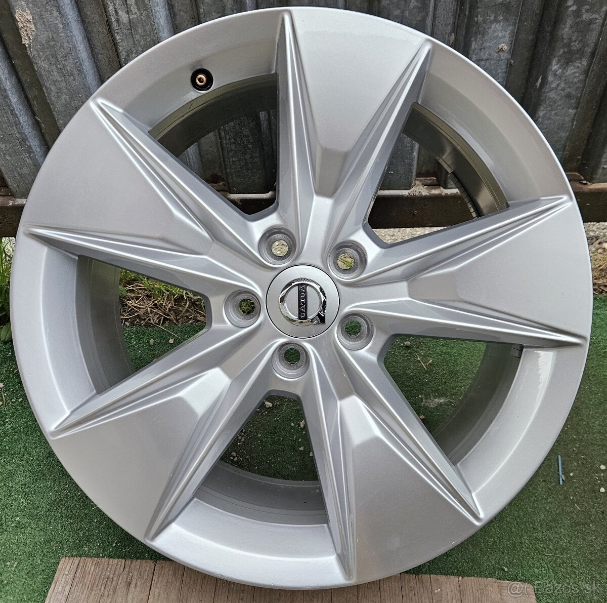 Originálne hliníkové disky VOLVO - 5x108 r18