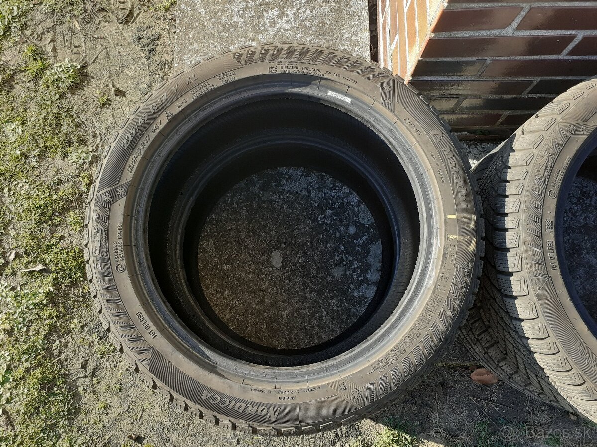Predám zachovalé zimné pneumatiky na Hondu Civic 8g - 5