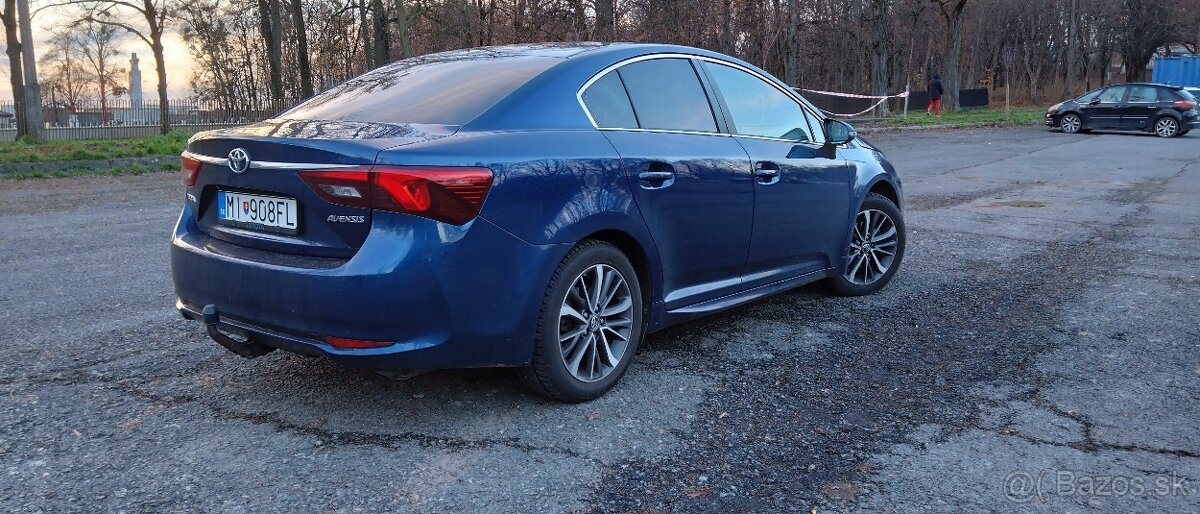 Toyota Avensis 1.8 Valvematic Active - 5