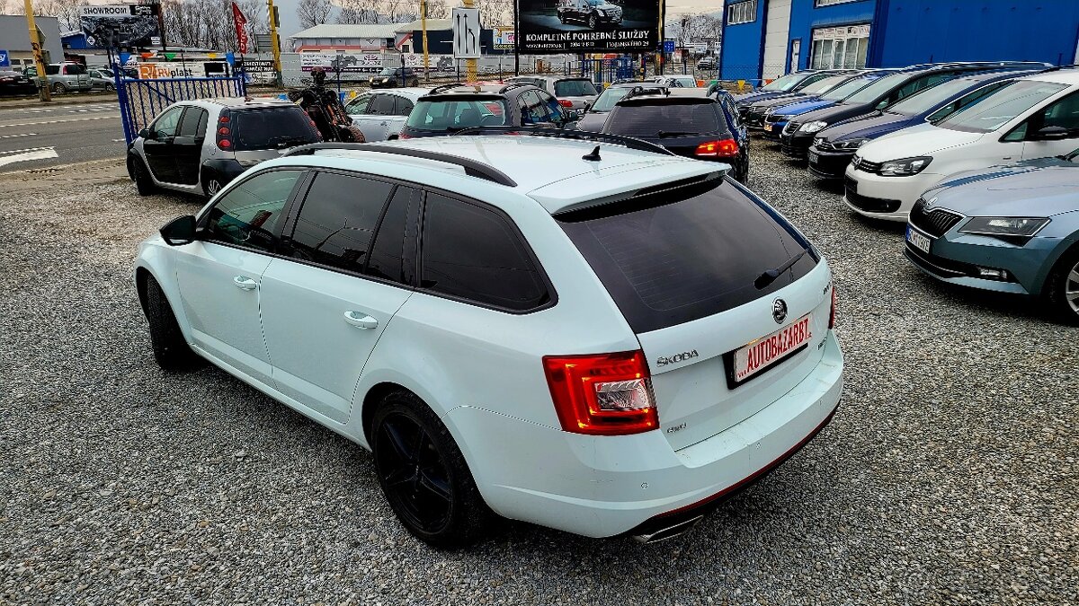 Škoda Octavia Combi 2.0 TDI RS DSG 4x4 - 5