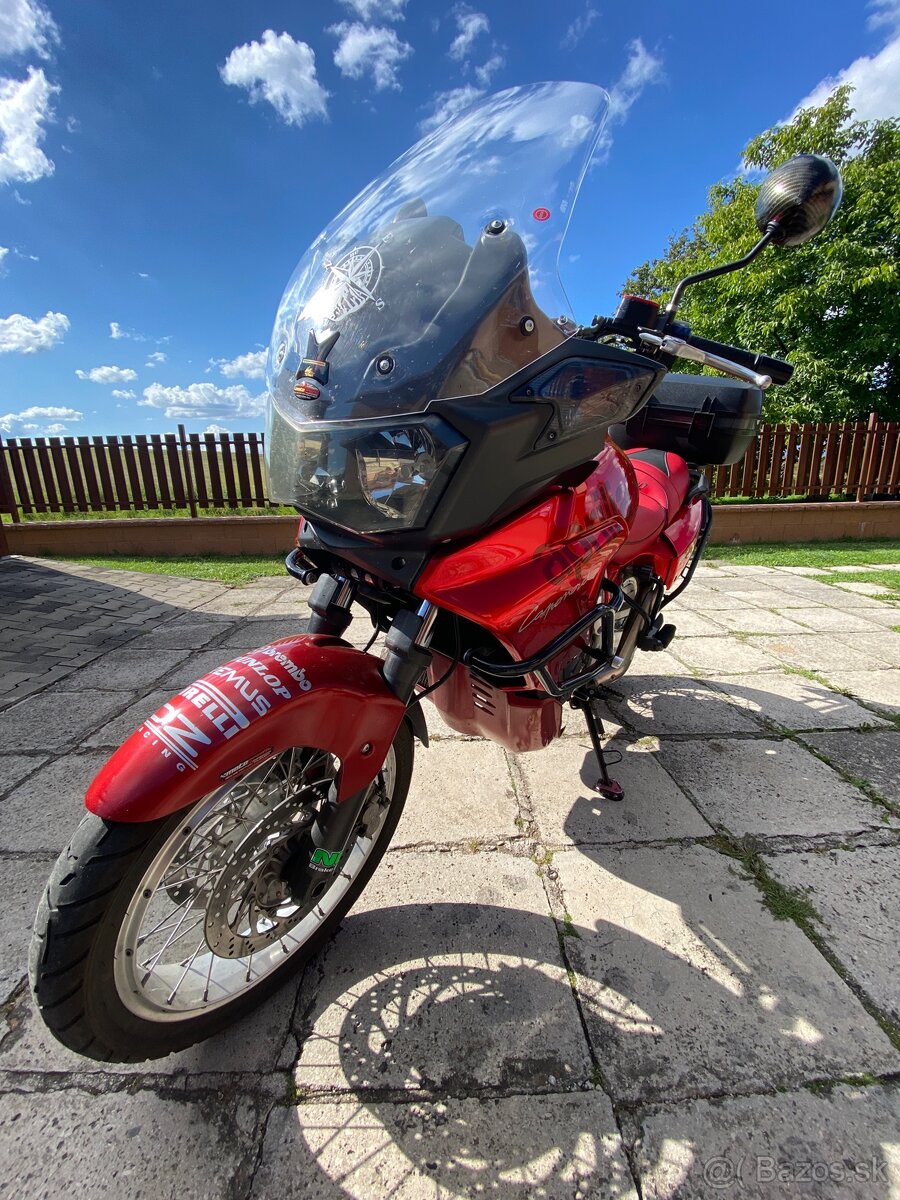 Aprilia caponord 1000