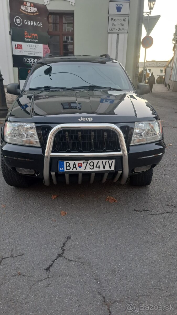 Predam krasny Jeep Grand Cherokee - 5