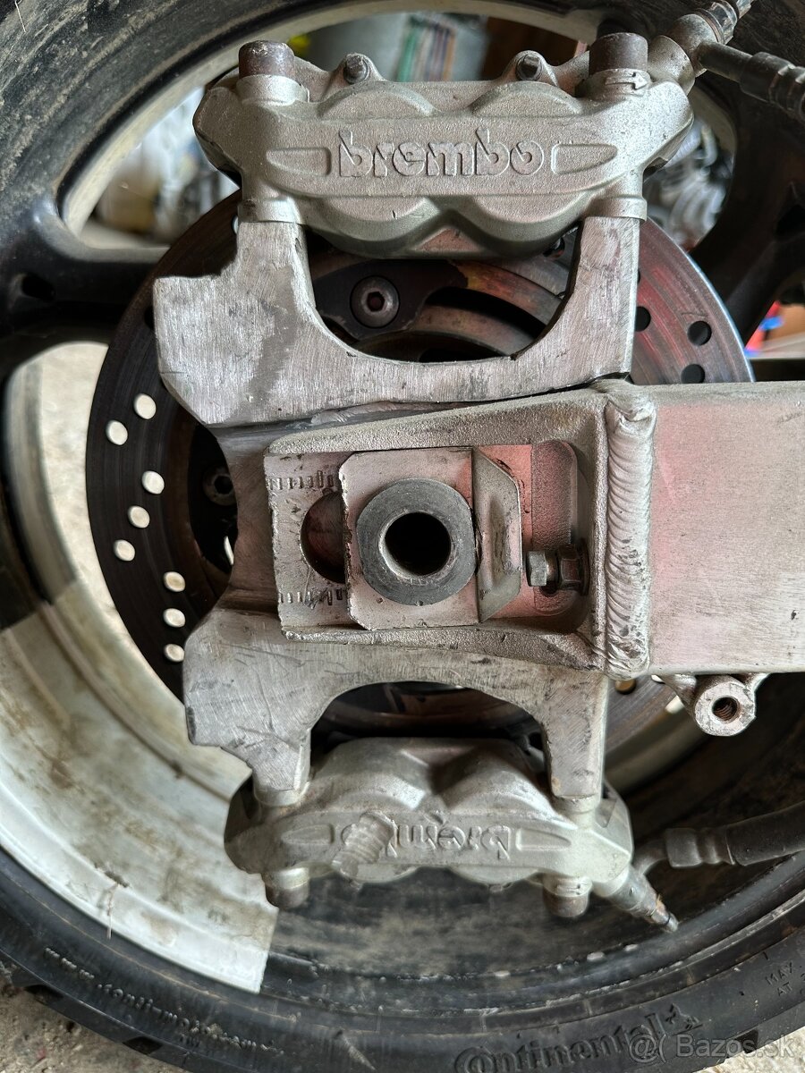 Predám SUZUKI GSXR 600 STUNT