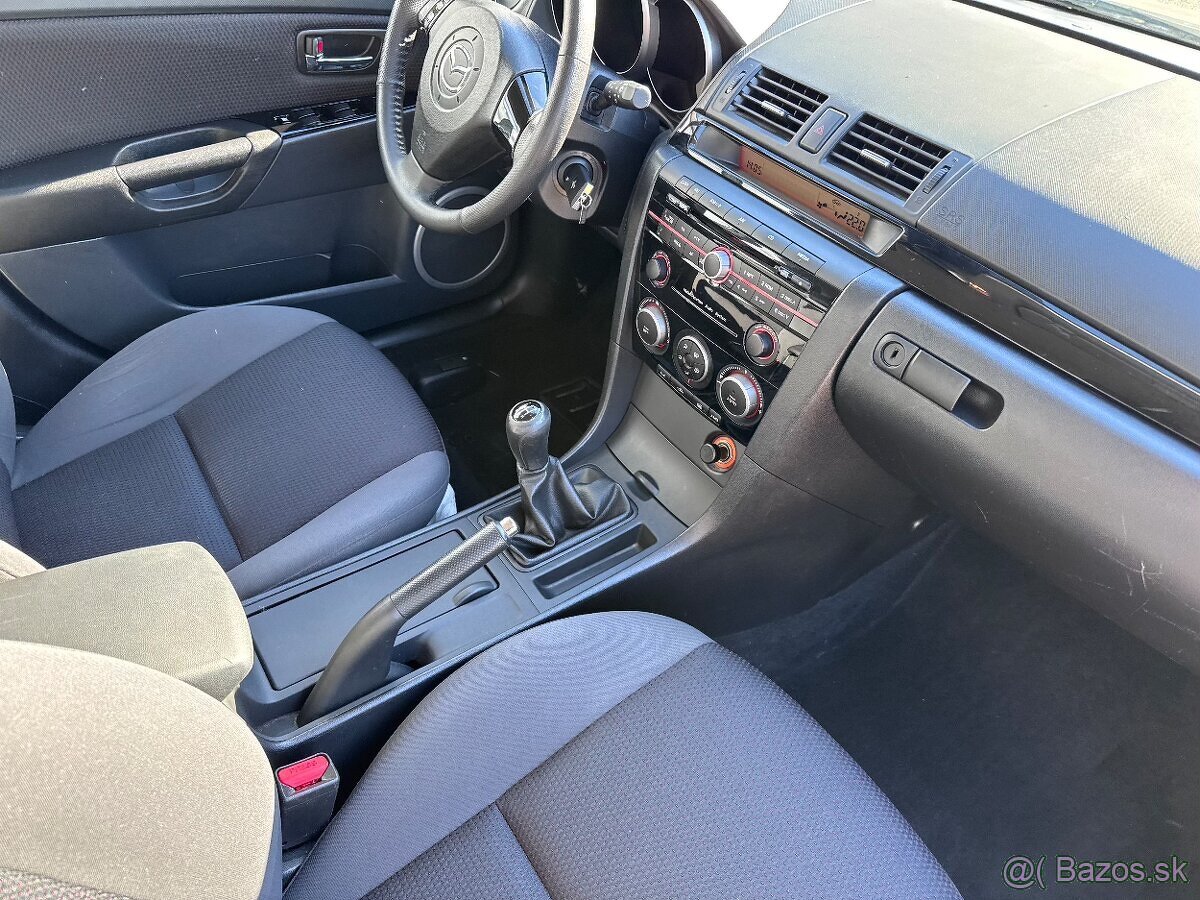 Mazda 3 1.4i - 5