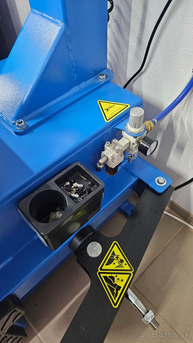 Prezúvačka pneumatík Lincos U-201 380V - 5