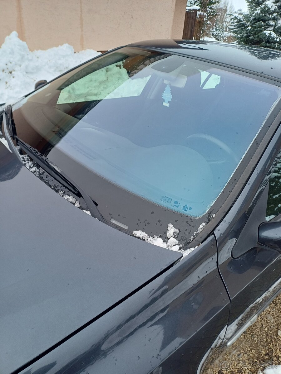 Predám Renault lagunu - 5