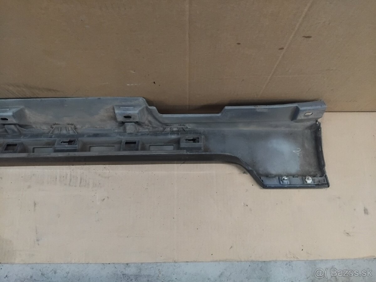 lišta prahu Passat B8 - 5