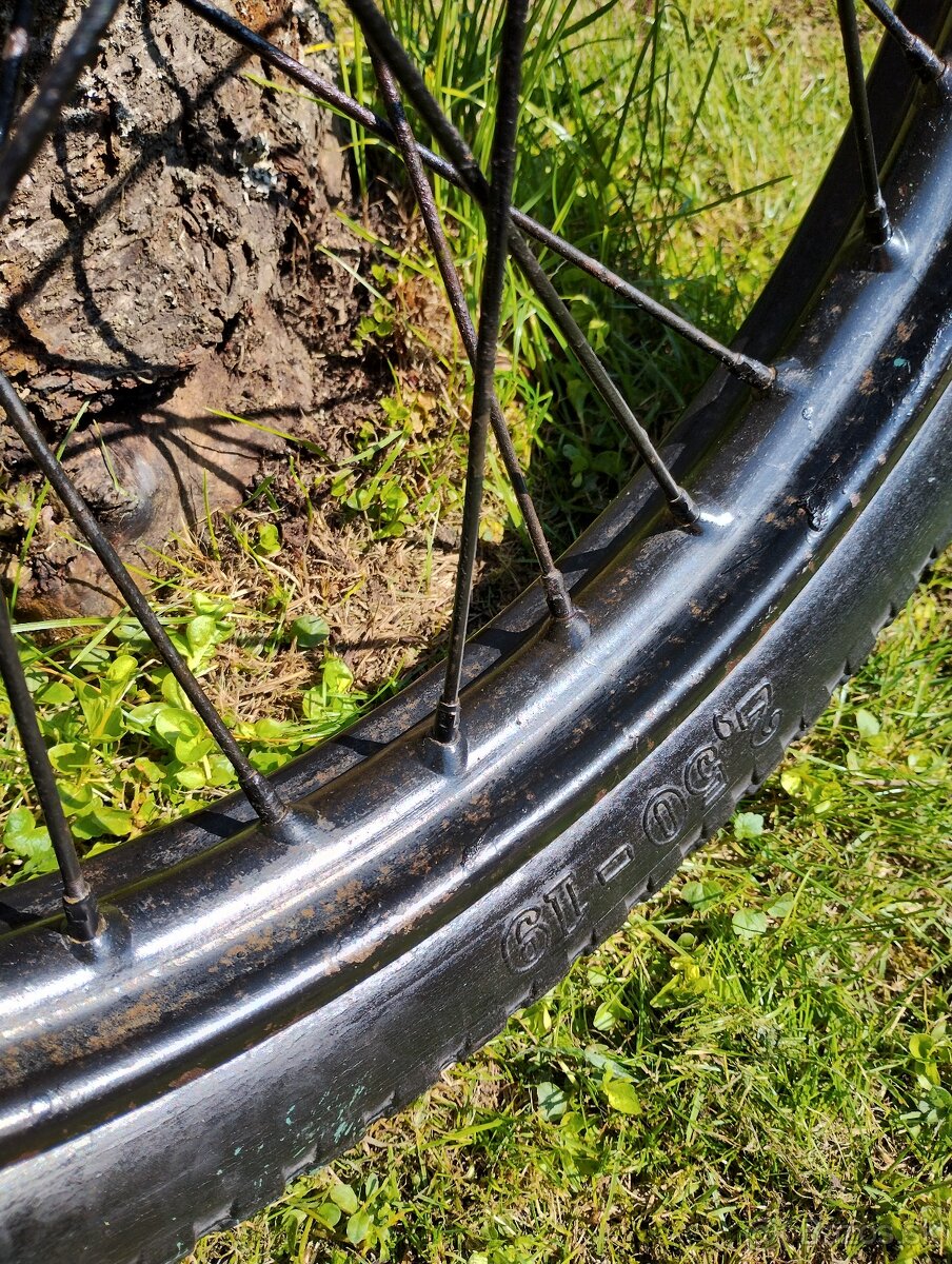 Predám originálne patinové koleso ČZ 98 ccm + brzd - 5