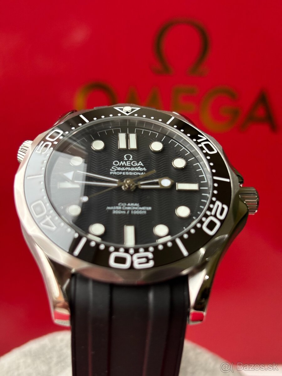 Omega Seamaster 300M, Rubber Strap, 42mm - 5