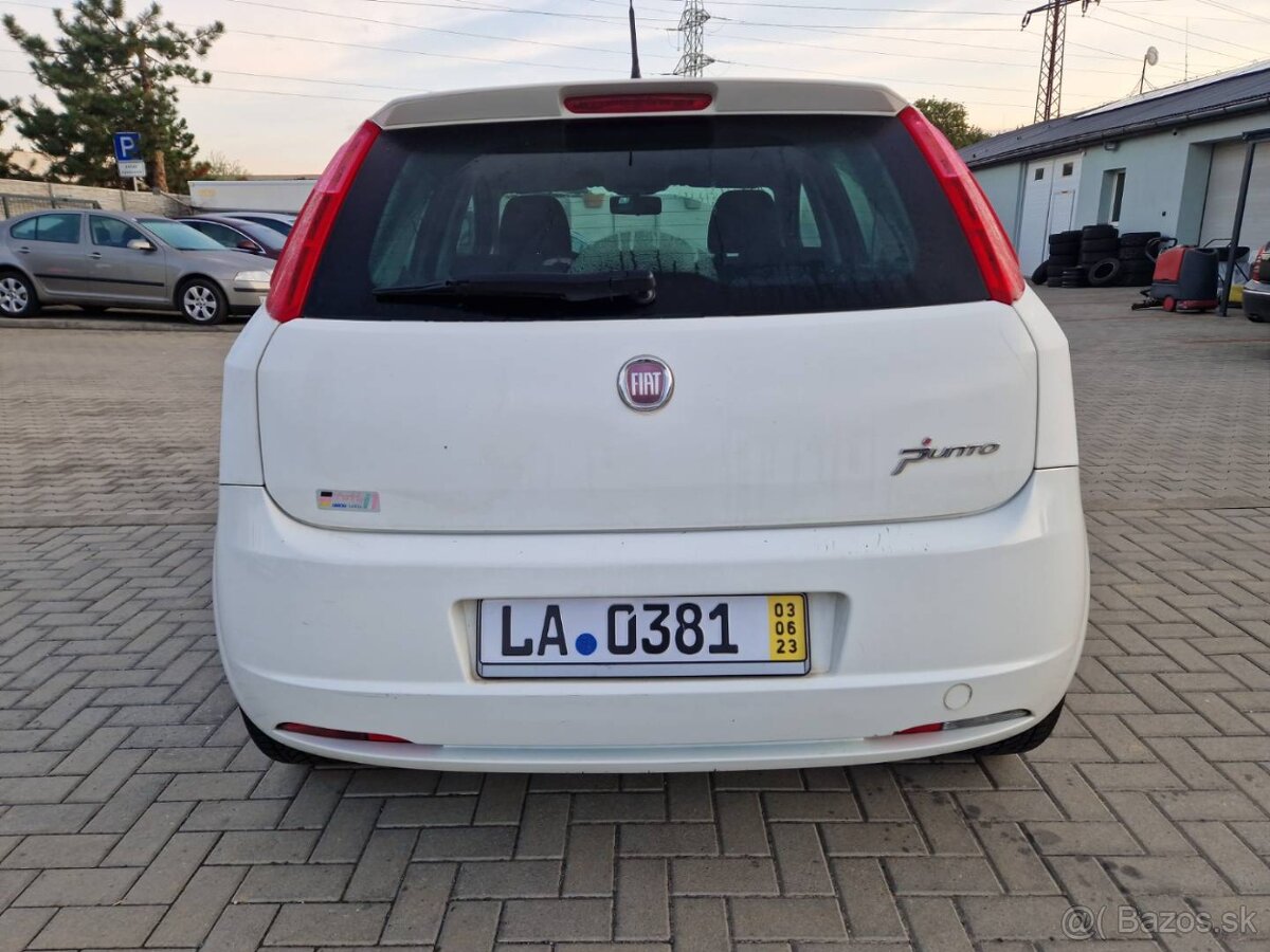 Predám Fiat Grande Punto 1.4 Benzín r.v.2009 - 5