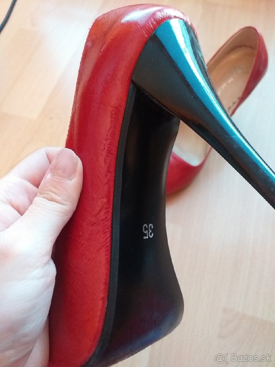 Červené lodičky - 5