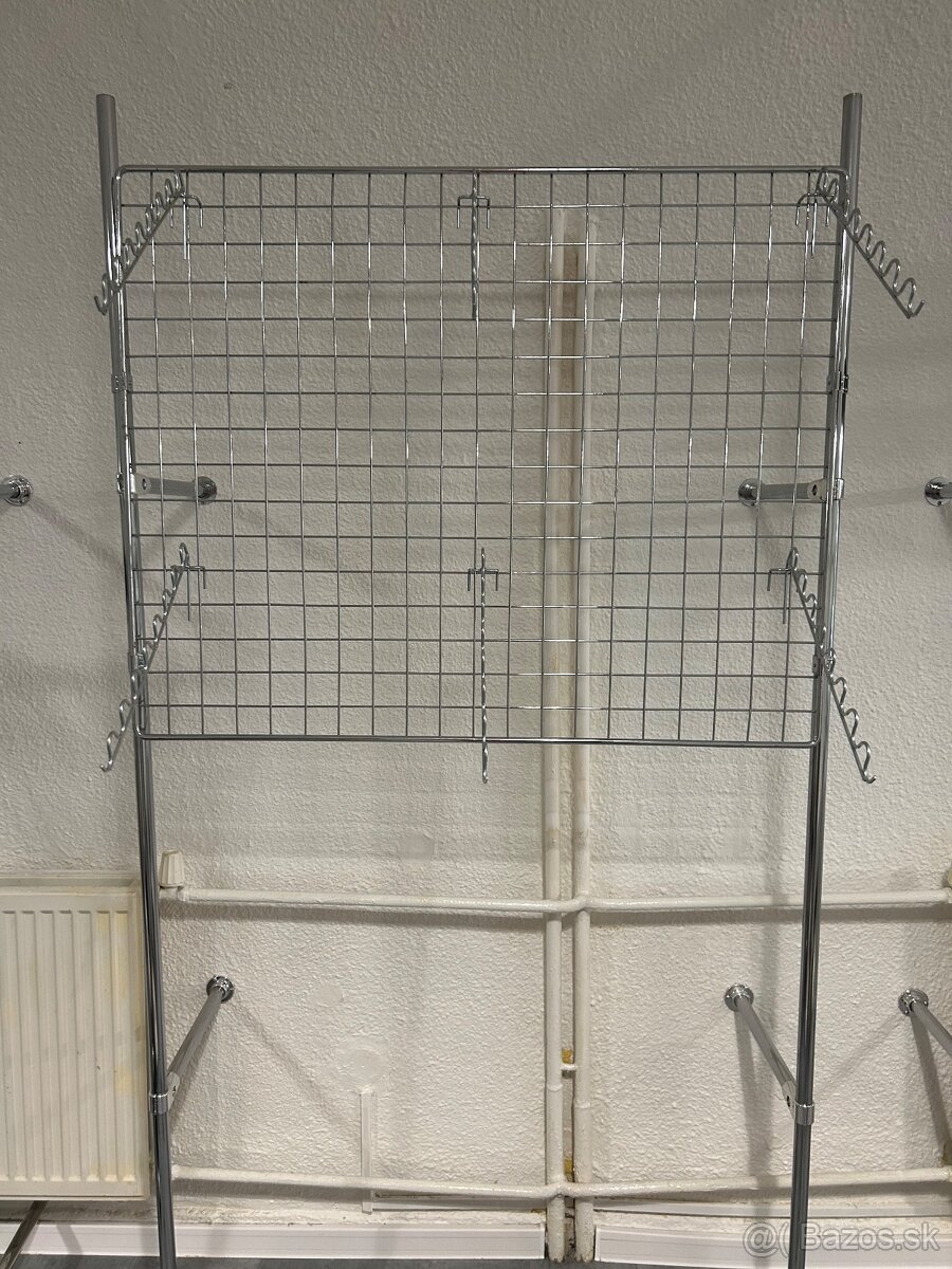 Nabytok z predajne - 5