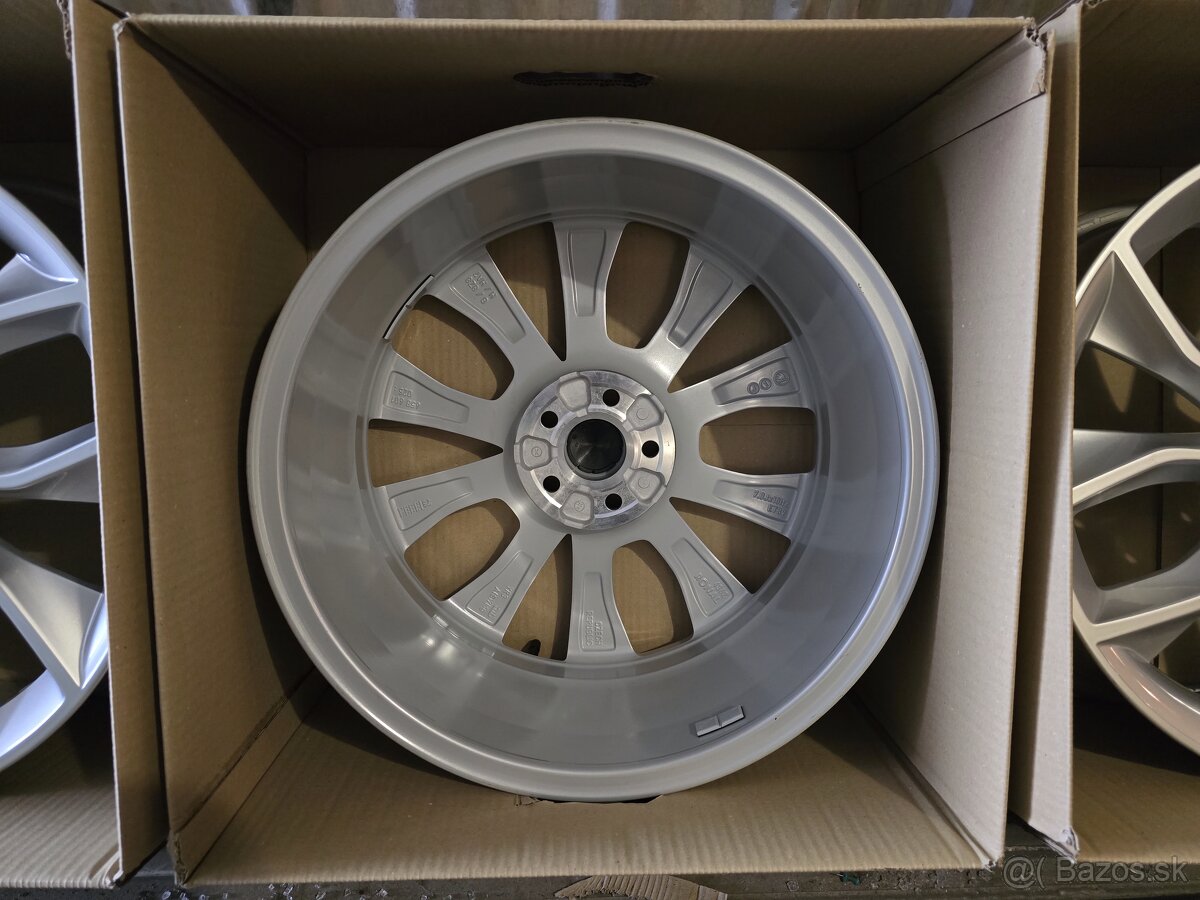 5x100 R18 Škoda Crater Vega Kamiq Scala Rapid Nepoužite - 5