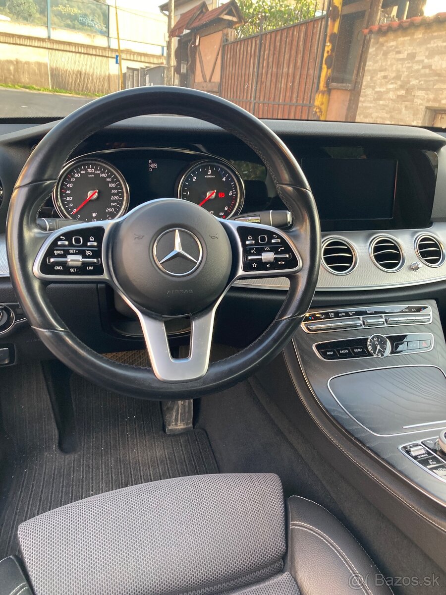 Mercedes Benz E220 w213 - 5