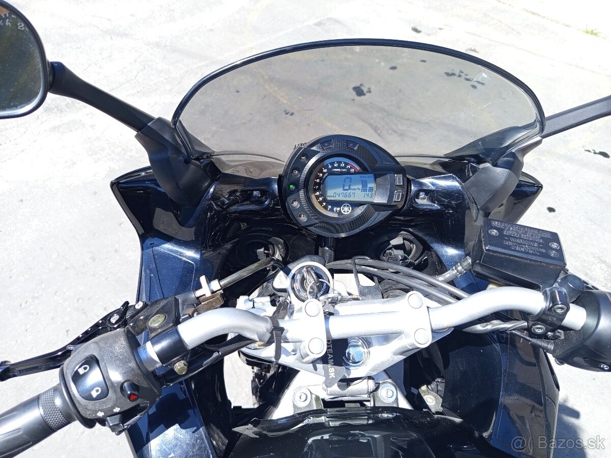 Yamaha FZ6-S - 5