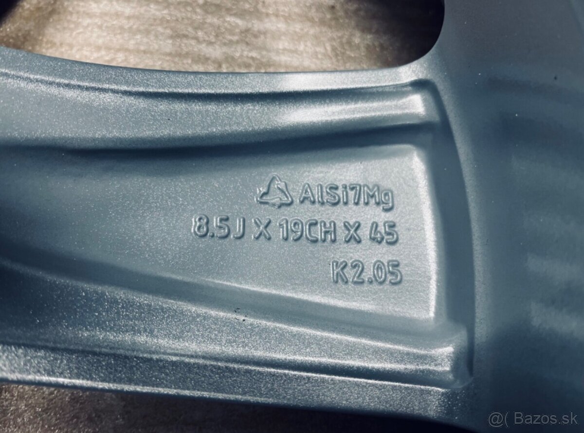 Originál zimní kolesa Range Rover Velar R19 - 5