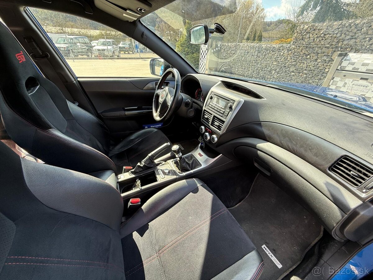 Subaru Impreza wrx sti - 5