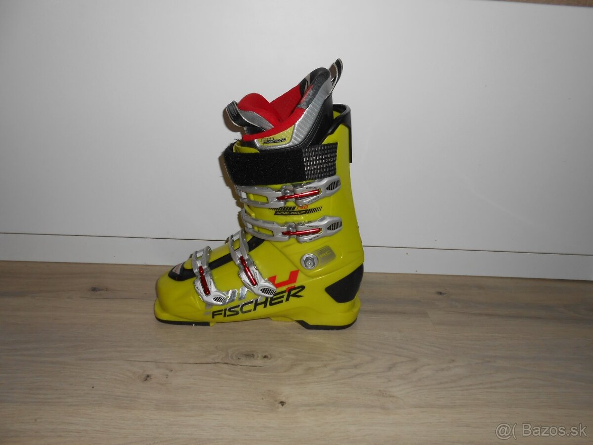 Predam v peknom stave panske lyziarky FISCHER RC4 - 5