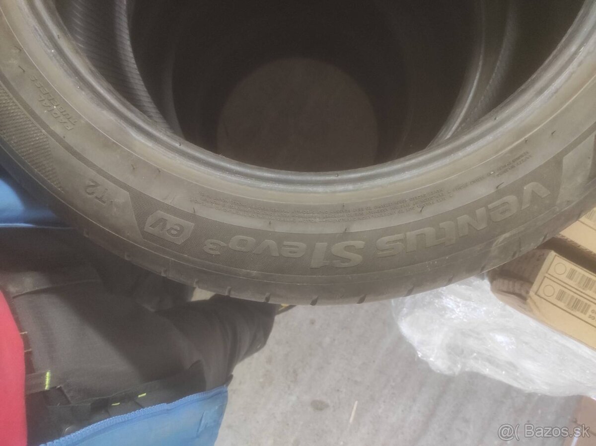 Predám Hankook Ventus S1 evo3 ev T2 - 5
