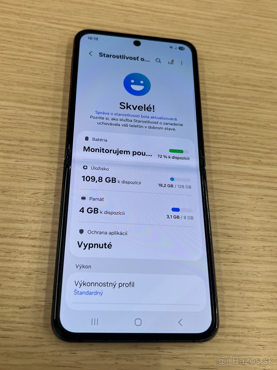 Predám Samsung Galaxy Z Flip 4 8GB Rám 128GB Black - 5