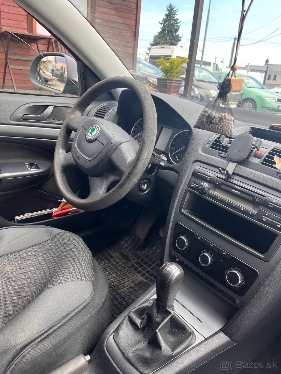 Škoda Octavia 2 - 5