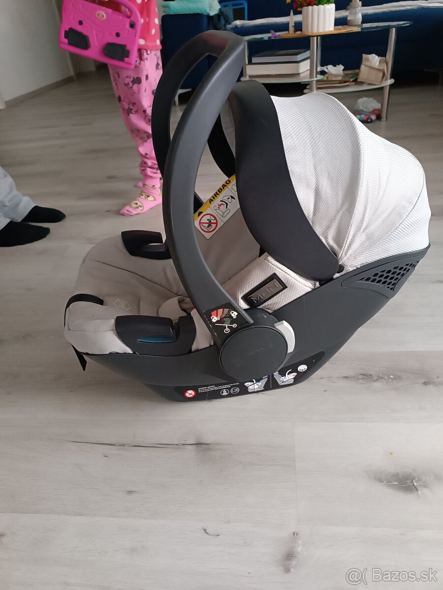 Autosedačka - 5