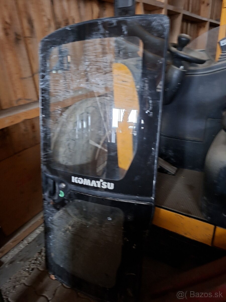 Bager komatsu 2.7t - 5