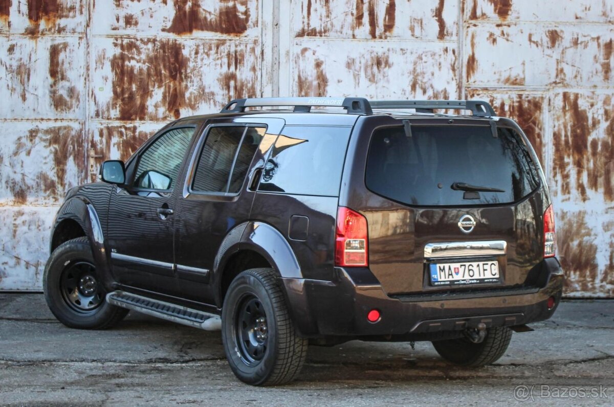 Nissan Pathfinder 3.0 V6 A/T 7MIEST - 5