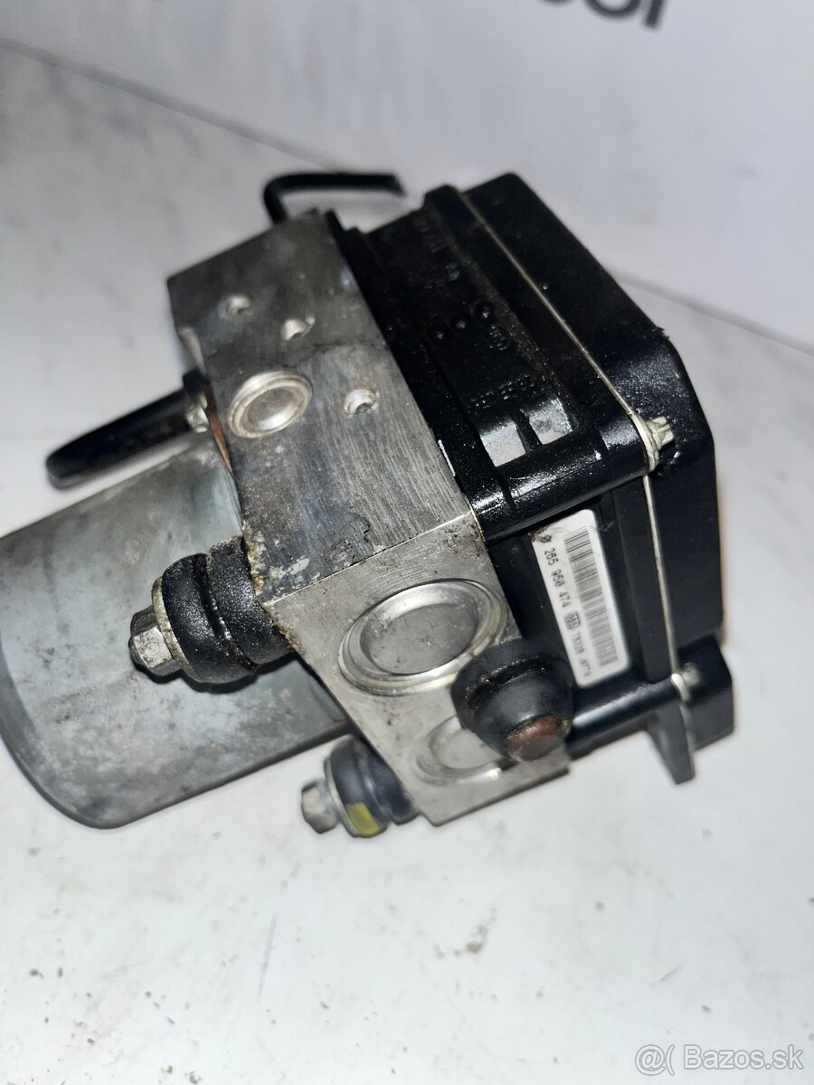 ABS Jednotka 8E0614517BF06 - 5